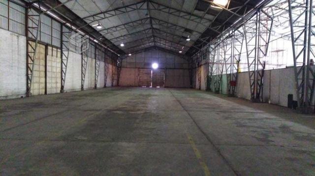 Bodegas y estacionamientos en Arriendo Maipú