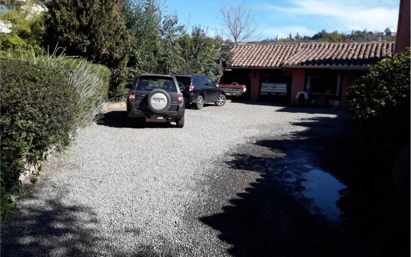 Gran casa Camino Las Flores, Los Dominicos