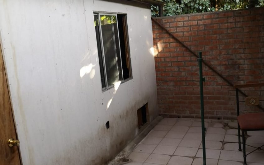 Linda casa en La Reina condominio lado de Unimarc