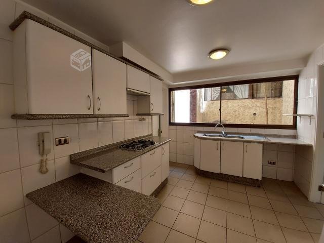 Amplio departamento Condominio Lo Barnechea