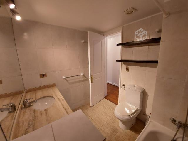 Amplio departamento Condominio Lo Barnechea
