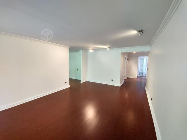 Amplio departamento Condominio Lo Barnechea