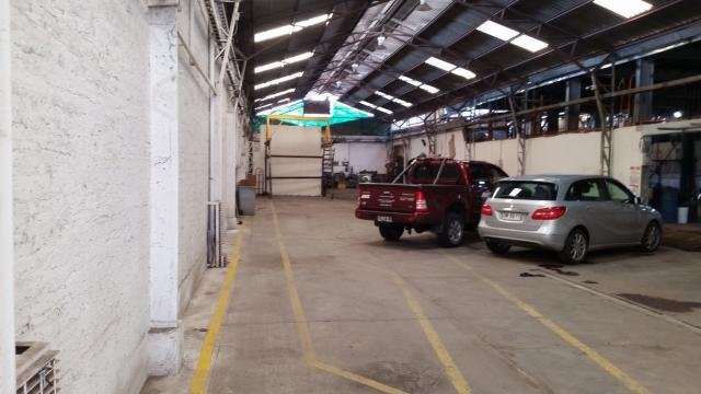 Amplia propiedad industrial Estación Central