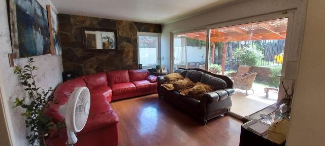 Casa frente a laguna de Lo Barnechea