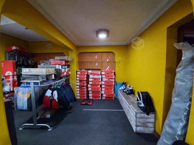 Gran esquina comercial Avenida Las Condes, Fach