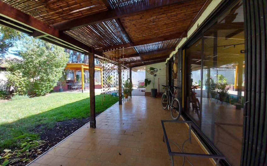 Linda casa en Martín de Zamora con Manquehue