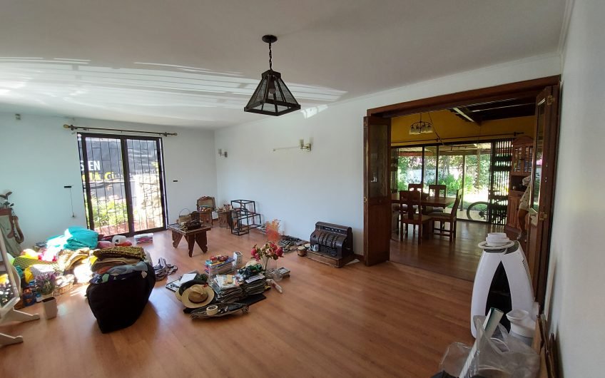 Linda casa en Martín de Zamora con Manquehue