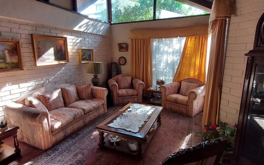 Casa en Barrio Residencial en San Bernardo