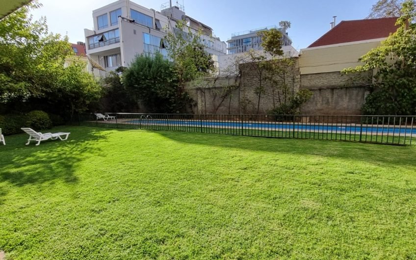 Departamento excelente ubicación en Providencia
