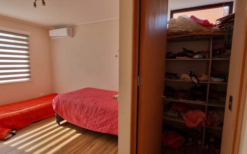 Arriendo Linda Casa En Exclusivo Condominio De Peñalolen