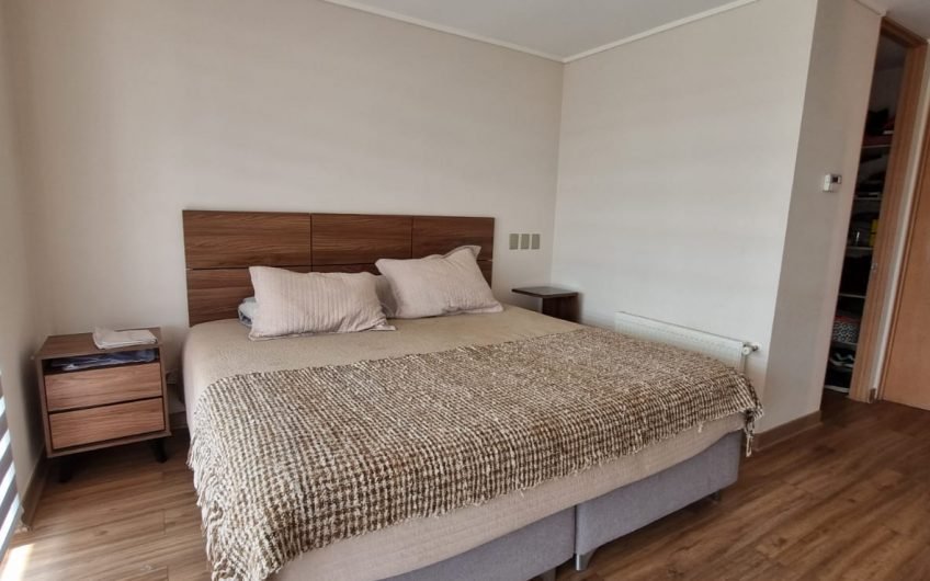 Arriendo Linda Casa En Exclusivo Condominio De Peñalolen