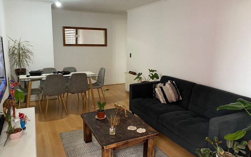 Departamento Camilo Ortuzar / Macul