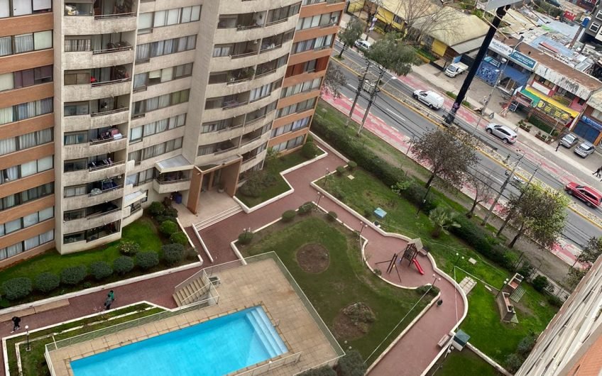 Departamento Camilo Ortuzar / Macul