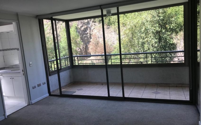 Lindo departamento Barrio El Golf / Las Condes
