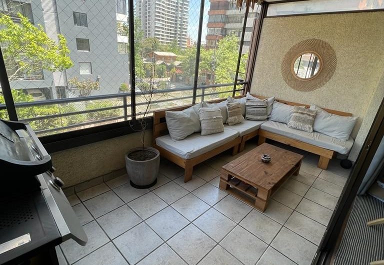 Amplio Departamento en Las Condes