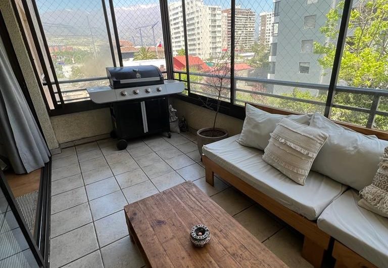 Amplio Departamento en Las Condes