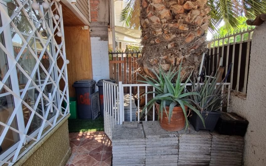 Casa en Villa Santa María de Maipú