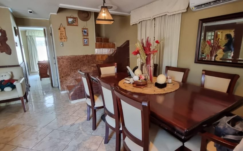 Casa en Villa Santa María de Maipú