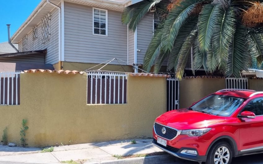 Casa en Villa Santa María de Maipú