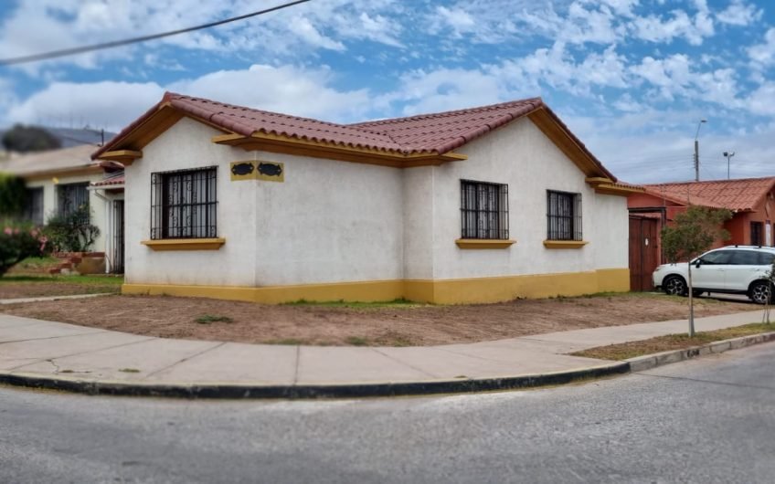 Casa esquina El Romeral – La Serena