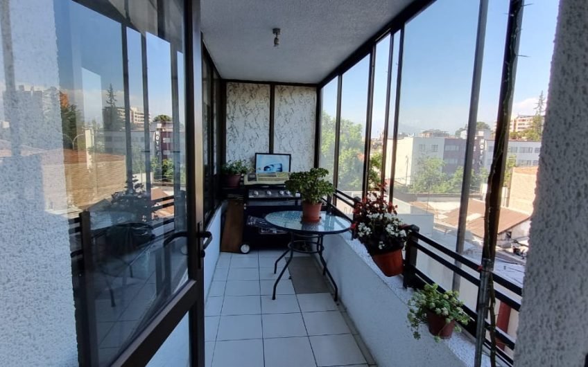 Acogedor Departamento a pasos de Metro Chile España
