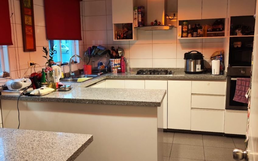 Linda casa en Arriendo Condominio Peñalolen