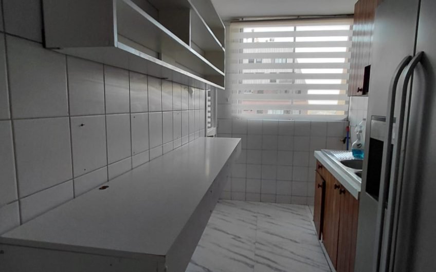 Arriendo luminoso Departamento Las Condes