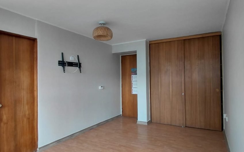 Arriendo luminoso Departamento Las Condes