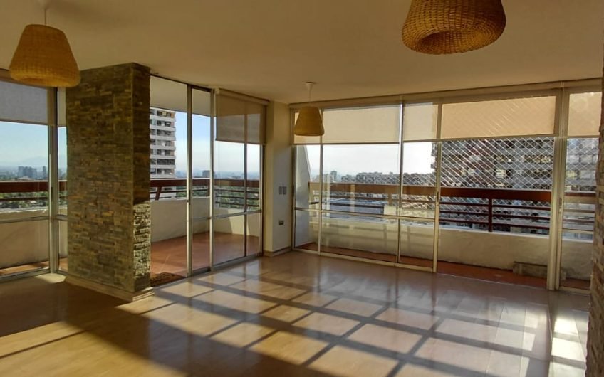 Arriendo luminoso Departamento Las Condes