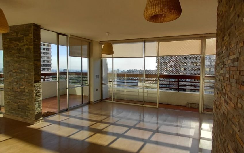 Arriendo luminoso Departamento Las Condes